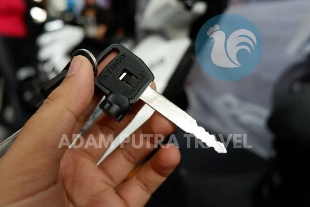 Layanan antar rental motor Adam Putra Travel