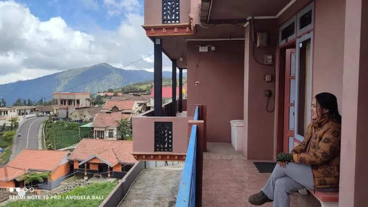 Penginapan dekat Bromo cafe lava hostel