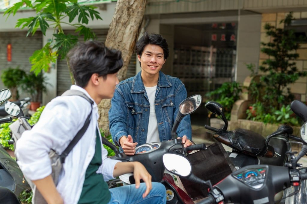 Rental motor Malang harian vs mingguan