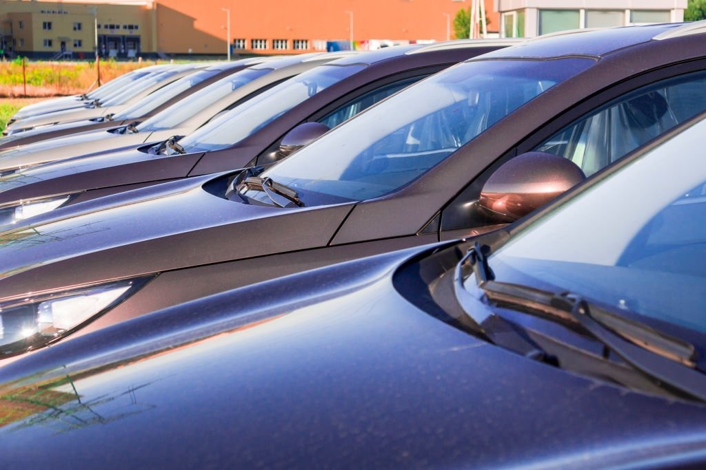 Tips pesan rental mobil Malang saat musim liburan