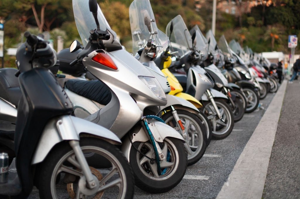 Rental motor Malang dengan kondisi terawat