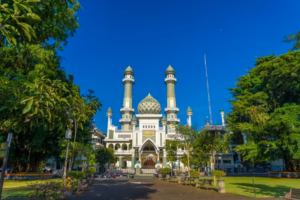 Harga Paket Wisata Malang per Orang: Breakdown Jujur dari Transportasi sampai Tiket Masuk